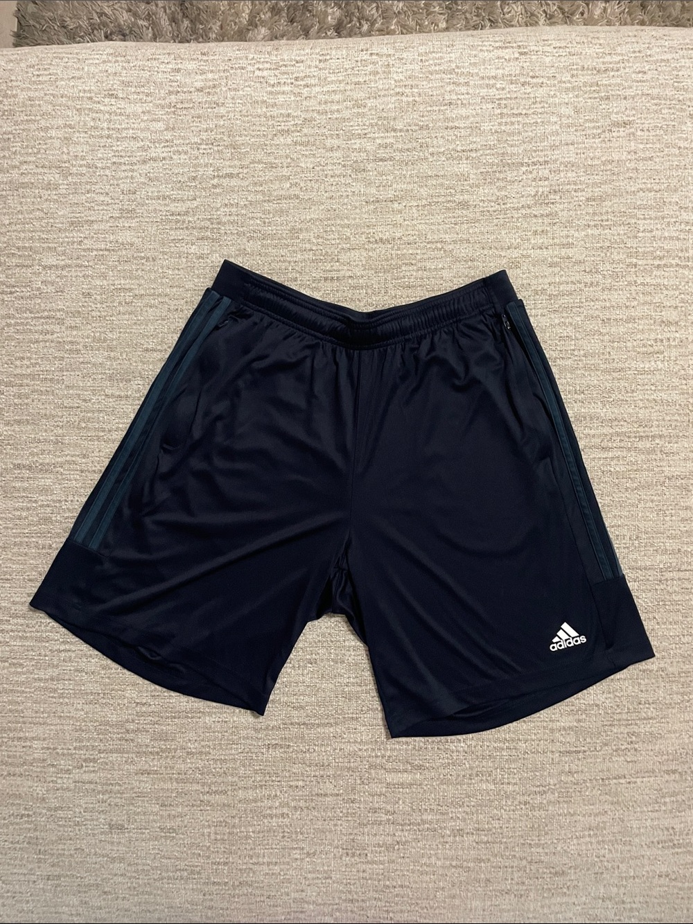 Adidas Mens L 2 Pack Shorts Black Navy Climalite Aeroready 3 Stripe EUC - Picture 10 of 16